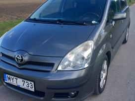 Toyota Corolla Verso, 2.2 l., mpv / minivan