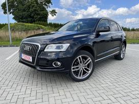 Audi Q5, 2.0 l., off-road / crossover