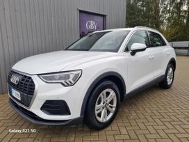 Audi Q3, 2.0 l., off-road / crossover