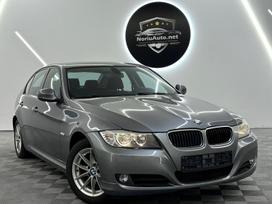 BMW 320, 2.0 l., saloon / sedan