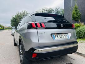 Peugeot 3008, 1.6 l., off-road / crossover