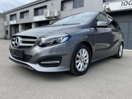Mercedes-Benz B180, 1.6 l., mpv / minivan