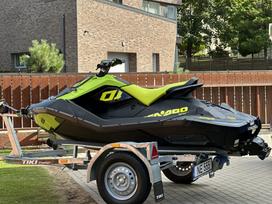 Sea-doo Spark Trixx, vandens motociklai