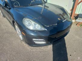Porsche Panamera dalimis. Greičių dėžės kodas