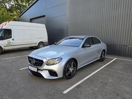 Mercedes-Benz E400, 3.5 l., saloon / sedan