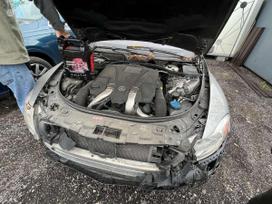 Mercedes-benz Cl550 dalimis. C216 cl550