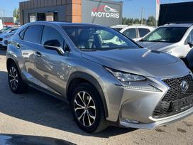 Lexus NX 300h, 2.5 l., off-road / crossover