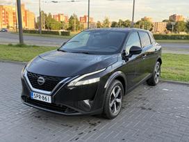 Nissan Qashqai, 1.3 l., Внедорожник / Кроссовер