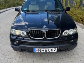 BMW X5, off-road / crossover