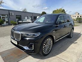 BMW X7, 3.0 l., visureigis / krosoveris