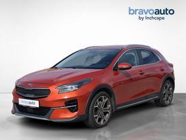 Kia XCeed, 1.6 l., off-road / crossover