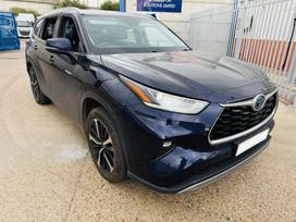 Toyota Highlander dalimis. Toyota highlander