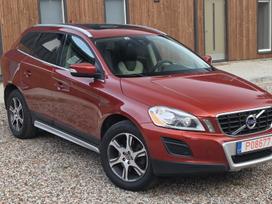 Volvo XC60, 2.4 l., off-road / crossover