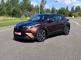 Toyota C-HR, 1.8 l., off-road / crossover