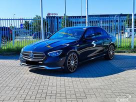 Mercedes-Benz E220, 2.0 l., saloon / sedan