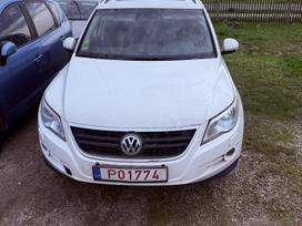 Volkswagen Tiguan, 2.0 l., Внедорожник / Кроссовер