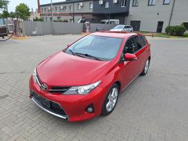 Toyota Auris, 1.6 l., Хэтчбек