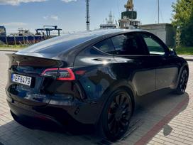Tesla Model Y, 83 кВт·ч, Внедорожник / Кроссовер