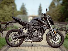 VOGE 125R 125cc, street / classic
