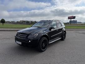 Mercedes-benz Ml500, 5.0 l., visureigis /