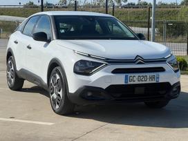 Citroen C4, 1.5 l., off-road / crossover