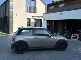 Mini Cooper S, 1.6 l., hatchback