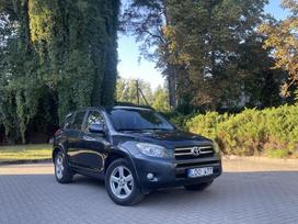 Toyota RAV4, 2.2 l., off-road / crossover