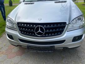Mercedes-Benz ML280, visureigis / krosoveris