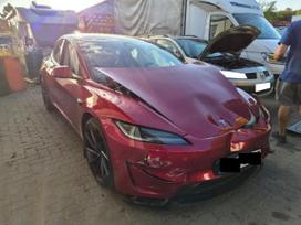 Tesla Model 3, hatchback