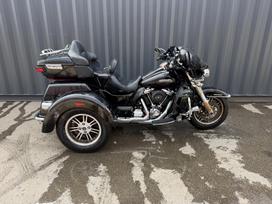 Harley-Davidson Tri Glide Ultra Classic 1869cc, kruīza / touring