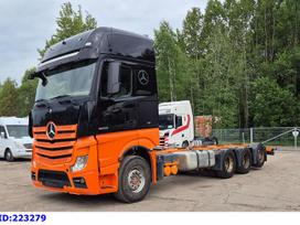Mercedes-Benz Actros 3563 8×4 ( Steering axle), šasija