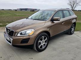 Volvo XC60, 2.4 l., off-road / crossover