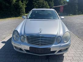 Mercedes-Benz E320, 3.0 l., Седан