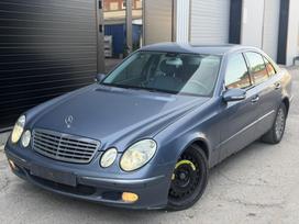 Mercedes-benz E270 dalimis. Mercedes benz