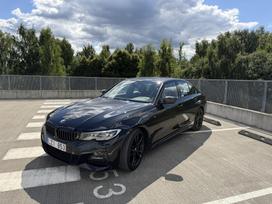 BMW 318, 2.0 l., saloon / sedan