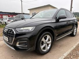 Audi Q5, 2.0 l., Внедорожник / Кроссовер