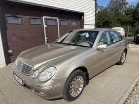 Mercedes-Benz E240, 2.6 l., saloon / sedan