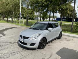 Suzuki Swift, 1.2 l., Хэтчбек