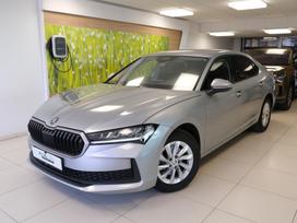 Skoda Superb, 1.5 l., Хэтчбек
