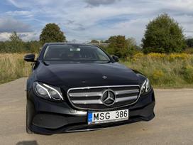 Mercedes-Benz E220, 2.0 l., saloon / sedan