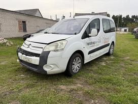 Citroen Berlingo dalimis. 172 tukst rida kuriasi vaziuoja