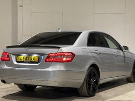 Mercedes-Benz E250, 1.8 l., Седан