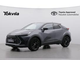 Toyota C-HR, 2.0 l., off-road / crossover