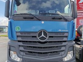 Mercedes-benz 1842, 2 miegamosios vietos
