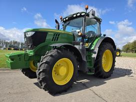 John Deere 6215R, traktori