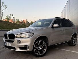 BMW X5, 3.0 l., visurgājējs / krosovers