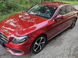 Mercedes-Benz E200, 2.0 l., saloon / sedan