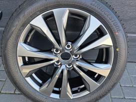 Lexus Ux, lengvojo lydinio, R18