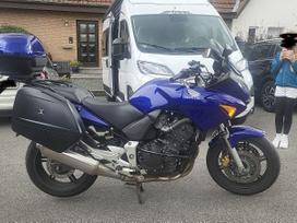 Honda CBF 600cc, street / classic