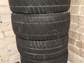 Vredestein, žieminės 225/45 R17